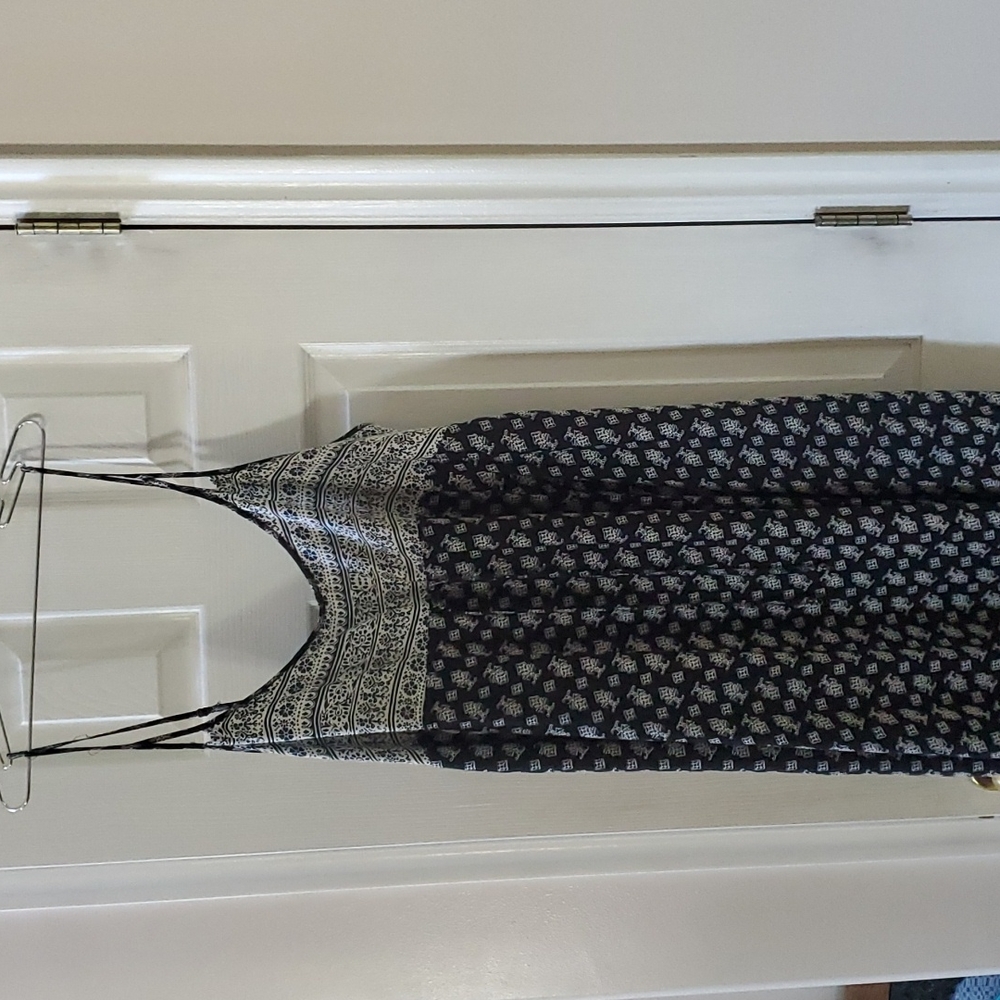 American eagle maxi dress size large.